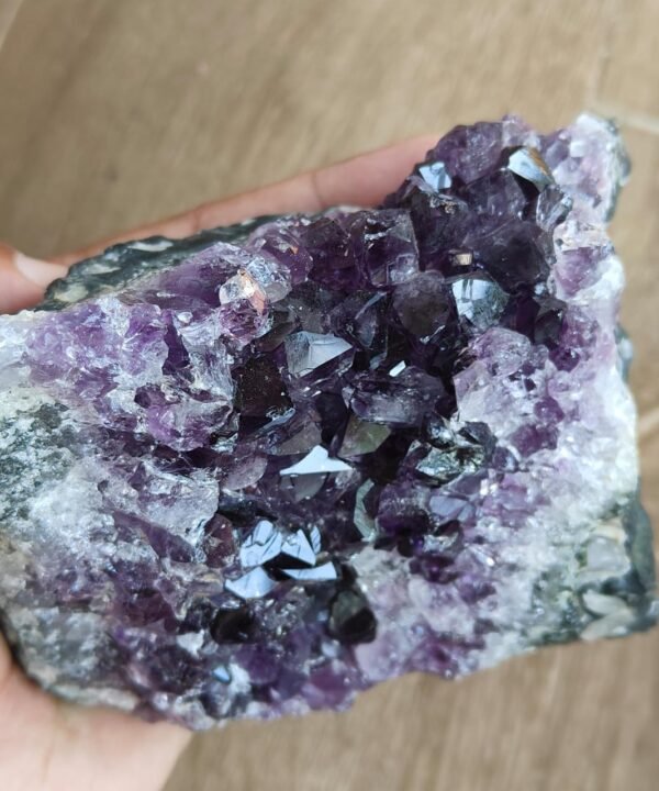 Amethyst Geode (Weight 715 gm) | Calm, Protection & Positive Energy