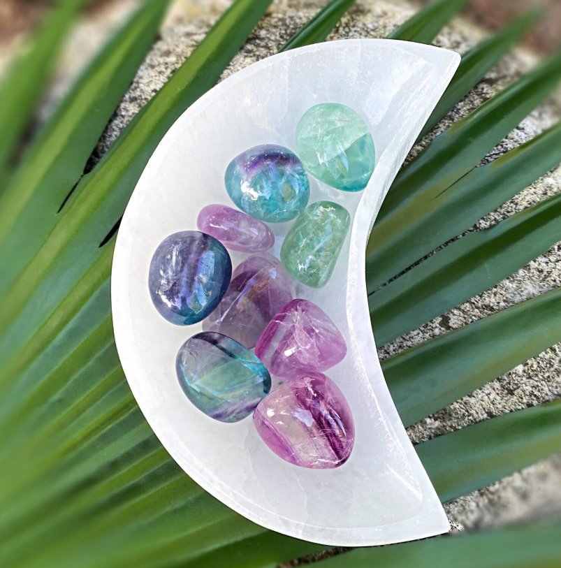 Selenite Charging Bowl (Crescent Shape) - Image 2